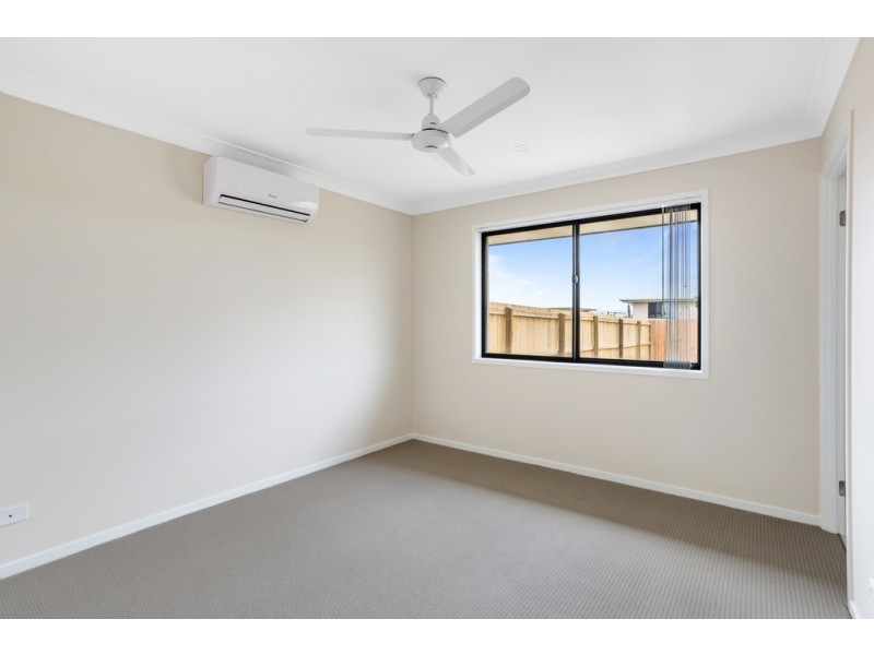 2/20 Karto Street, Cambooya QLD 4358
