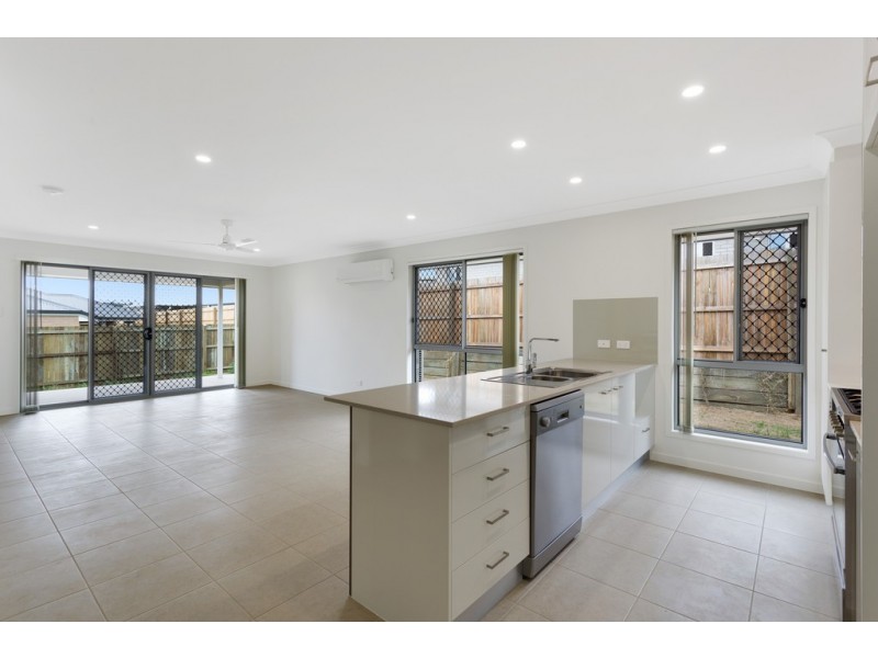 13 Mariette Street, Harristown QLD 4350