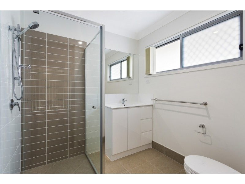 13 Mariette Street, Harristown QLD 4350