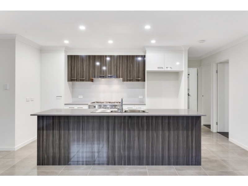 30 Mariette Street, Harristown QLD 4350