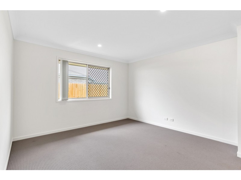 37 Negrita Street, Harristown QLD 4350