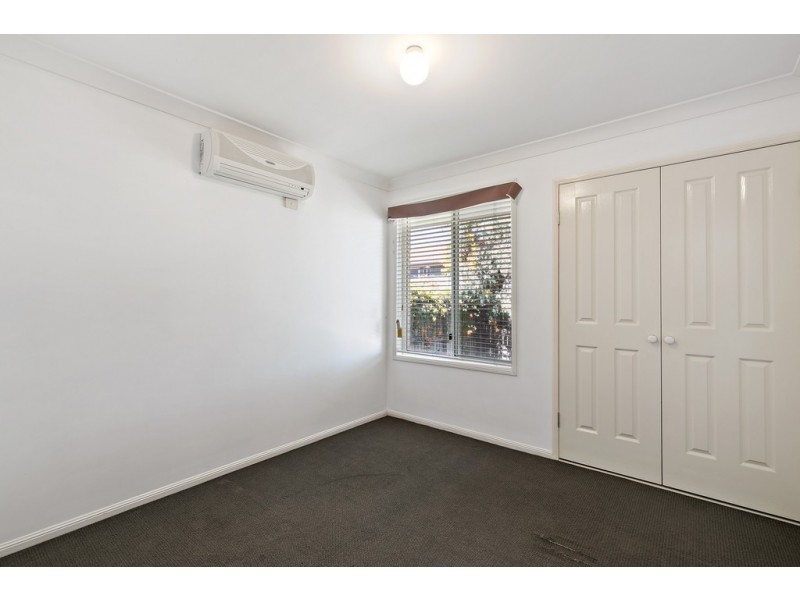 72 Glenvale Road, Harristown QLD 4350