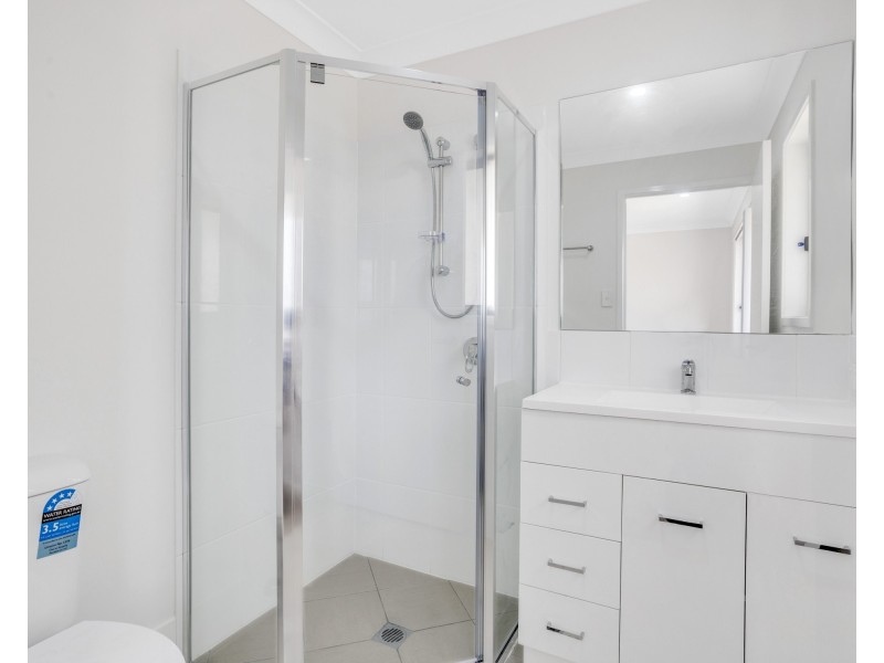 2/80 Magpie Drive, Cambooya QLD 4358