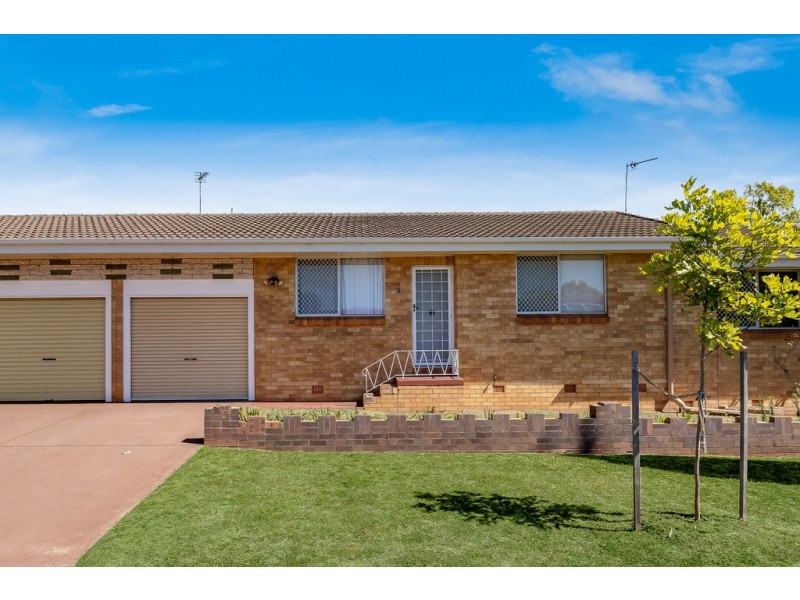 Unit 3/14 Ascot Street, Newtown QLD 4350