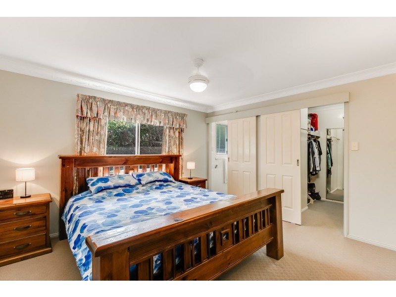 19 Fern Drive, Kearneys Spring QLD 4350