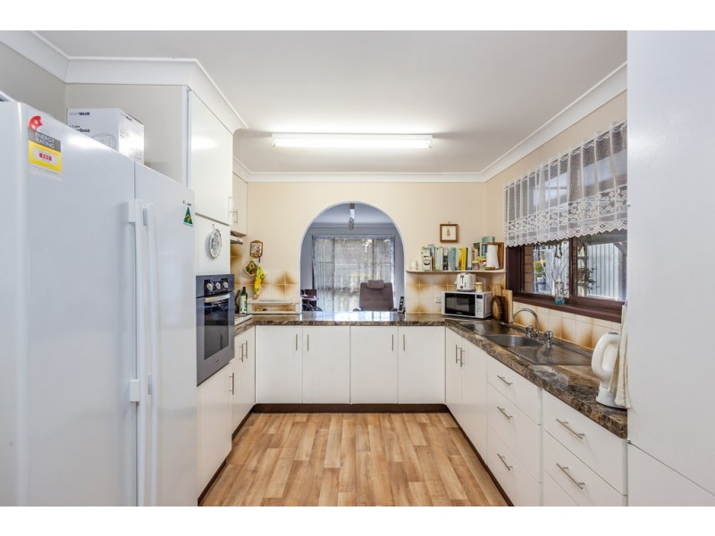 35 Lindberg Street, Wilsonton QLD 4350