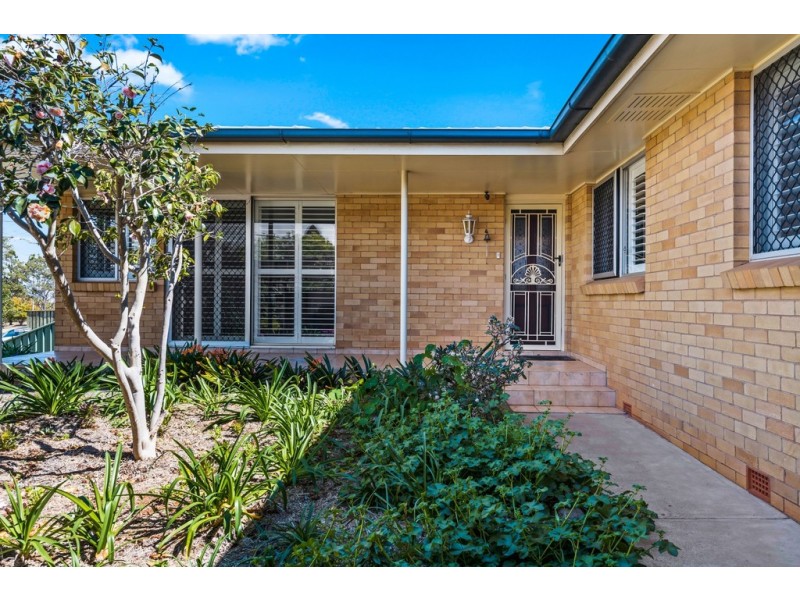 523 Stenner Street, Harristown QLD 4350
