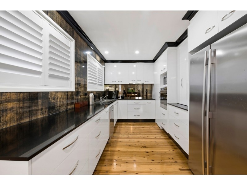 523 Stenner Street, Harristown QLD 4350