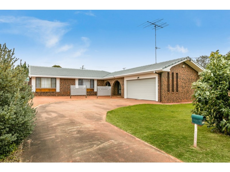 57 Router Street, Wilsonton QLD 4350