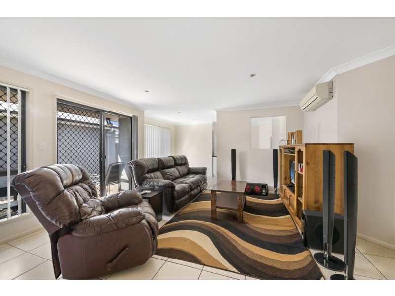 2/10 Devon Street, Newtown QLD 4350