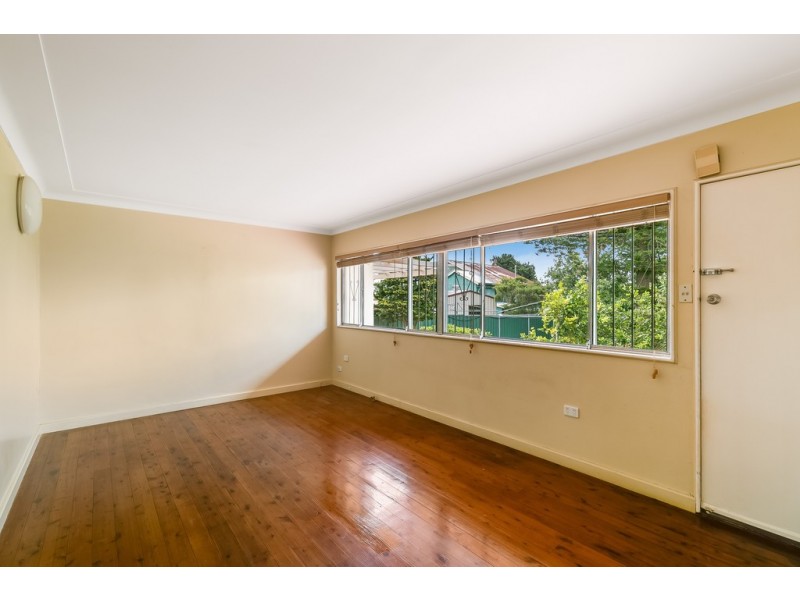 213a Campbell Street, Newtown QLD 4350