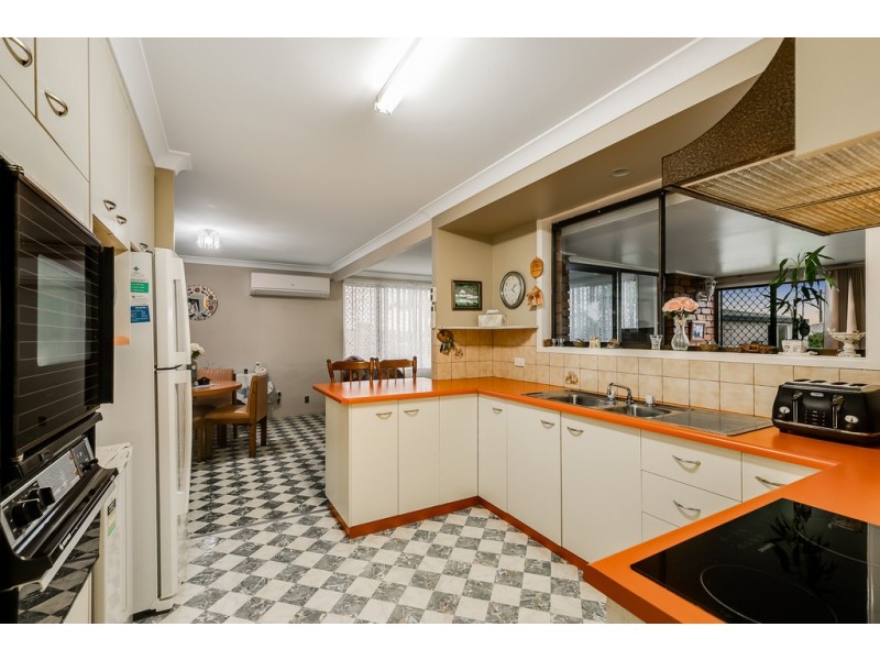 10 Smythe Street, Kearneys Spring QLD 4350