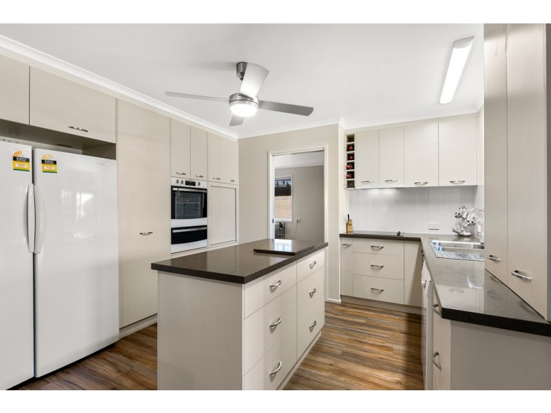 62 Eton Street, Cambooya QLD 4358