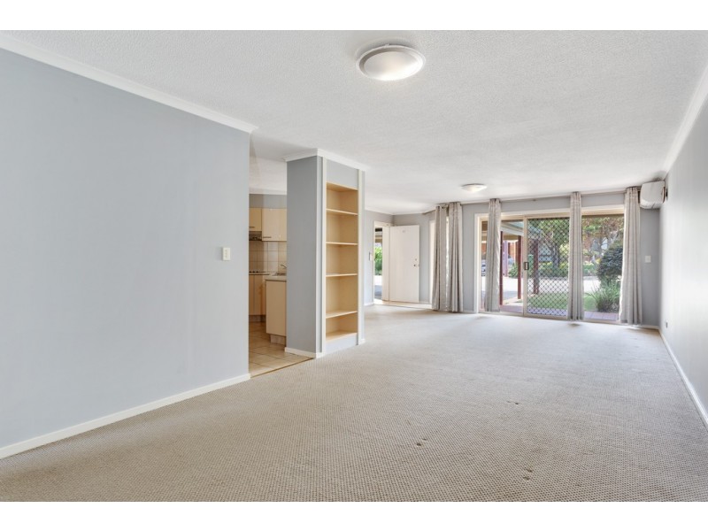 17/367 Margaret Street, Newtown QLD 4350