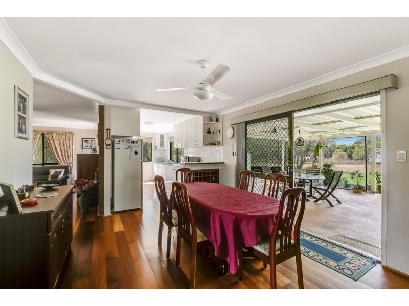 20 Thomas Street, Meringandan West QLD 4352