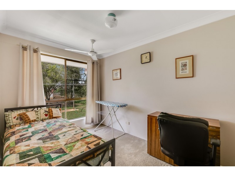 20 Thomas Street, Meringandan West QLD 4352