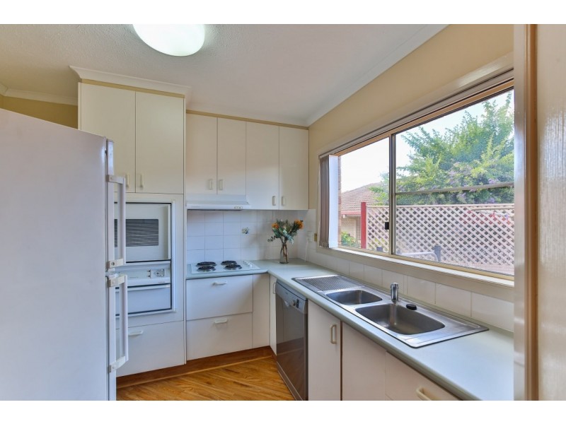 Villa 33 Glenfield Court, Middle Ridge QLD 4350