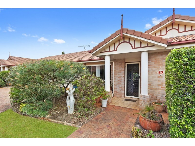 Villa 57 57/20 Glenfield Court, Middle Ridge QLD 4350