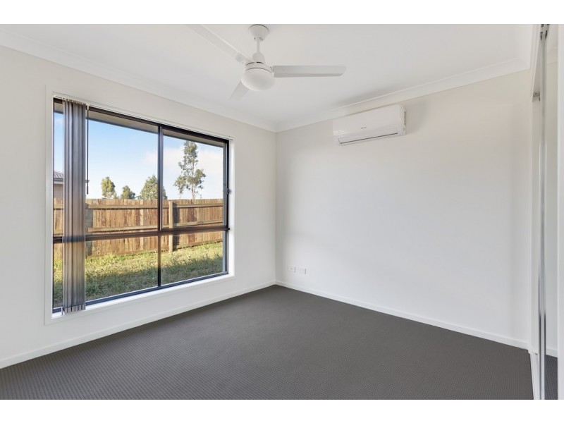 32 Magpie Drive, Cambooya QLD 4358