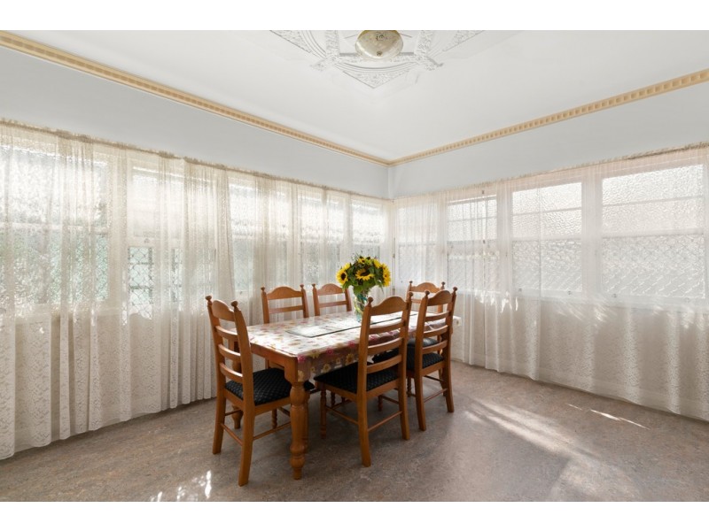 11 Mirle Street, Newtown QLD 4350