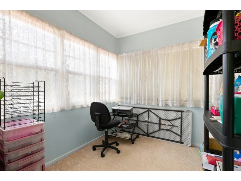 11 Mirle Street, Newtown QLD 4350