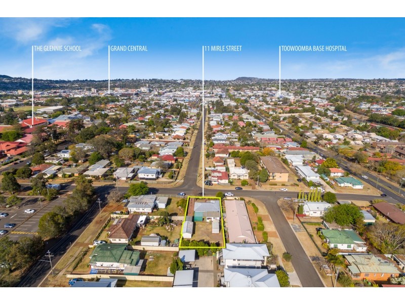 11 Mirle Street, Newtown QLD 4350