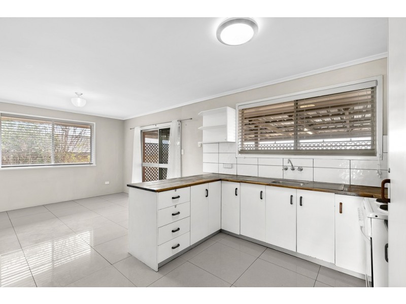 12 Smithfield Street, Harristown QLD 4350
