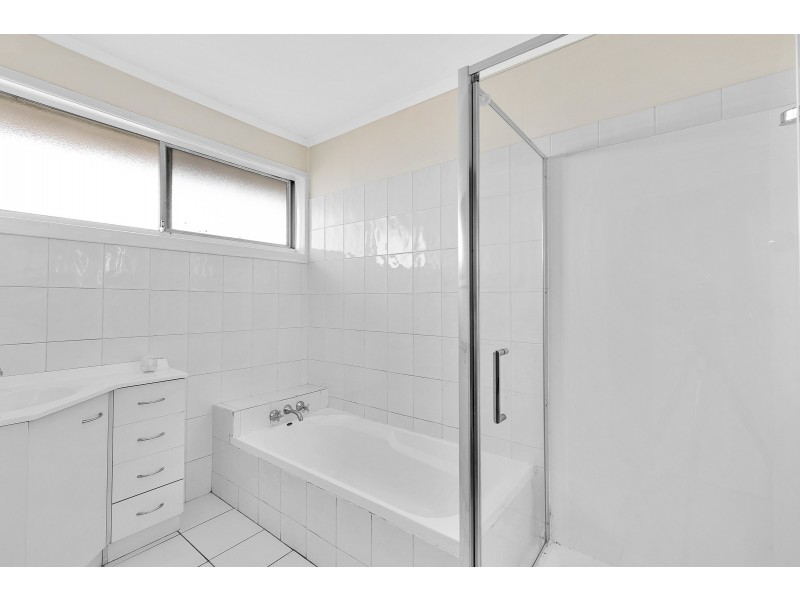 12 Smithfield Street, Harristown QLD 4350