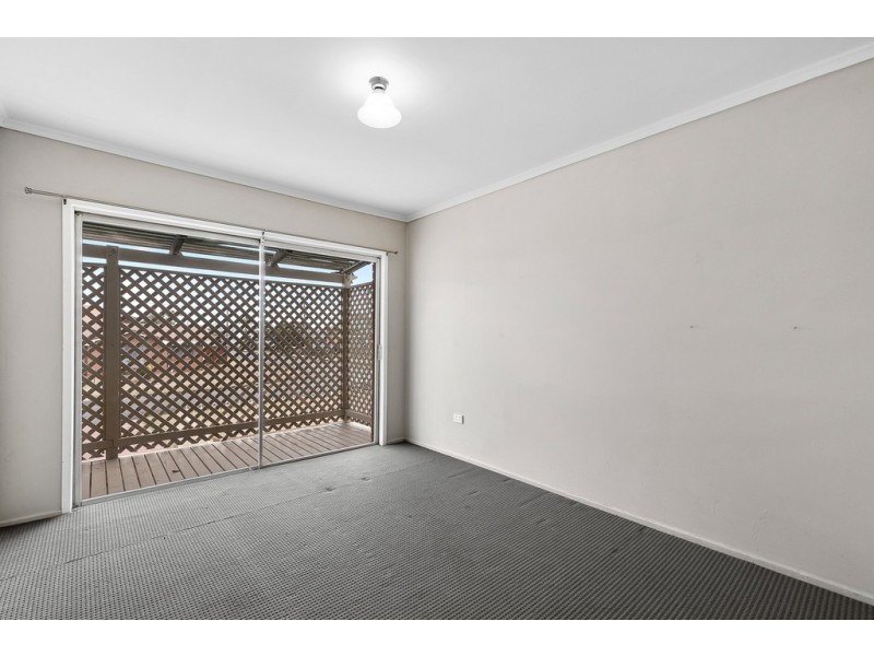 12 Smithfield Street, Harristown QLD 4350