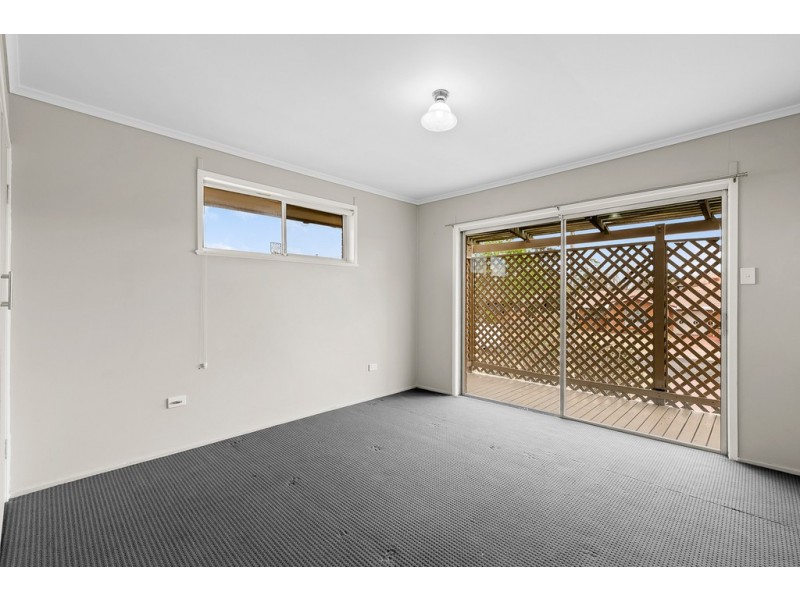 12 Smithfield Street, Harristown QLD 4350