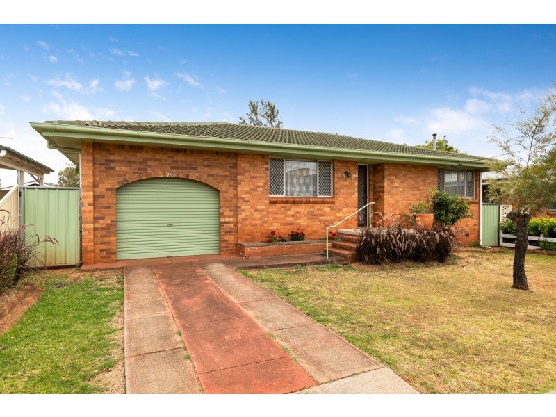 193 North Street, Rockville QLD 4350