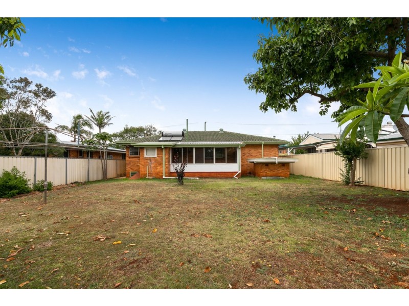 193 North Street, Rockville QLD 4350