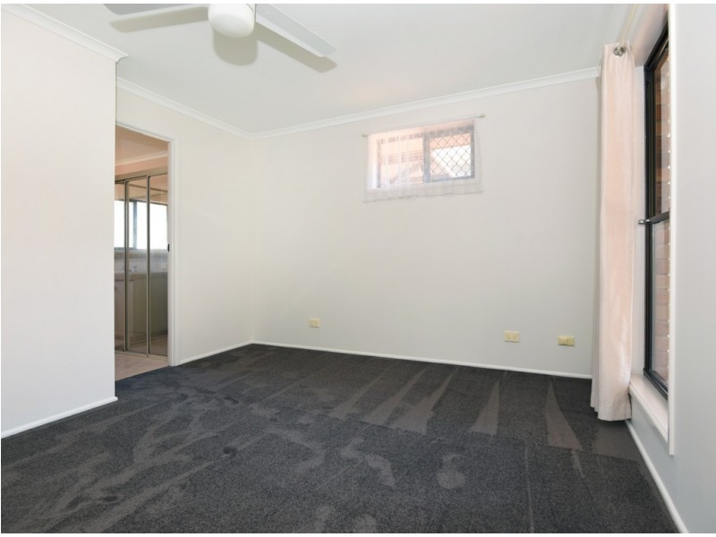 4 Agnes Street, Centenary Heights QLD 4350