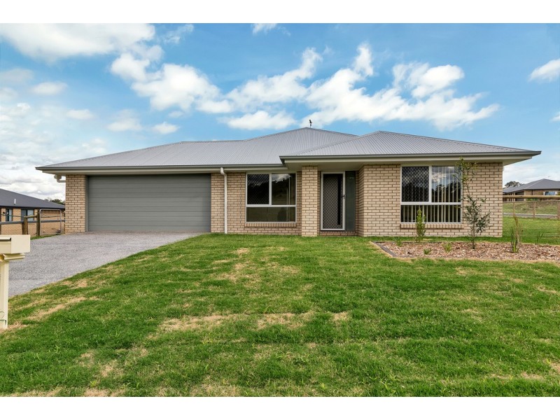 20 Monarch Street, Meringandan West QLD 4352