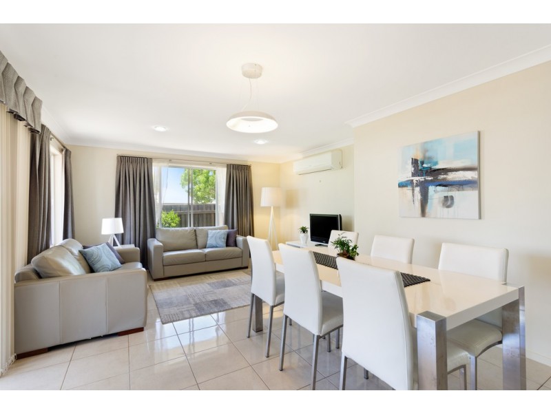 9 Argus Court, Middle Ridge QLD 4350