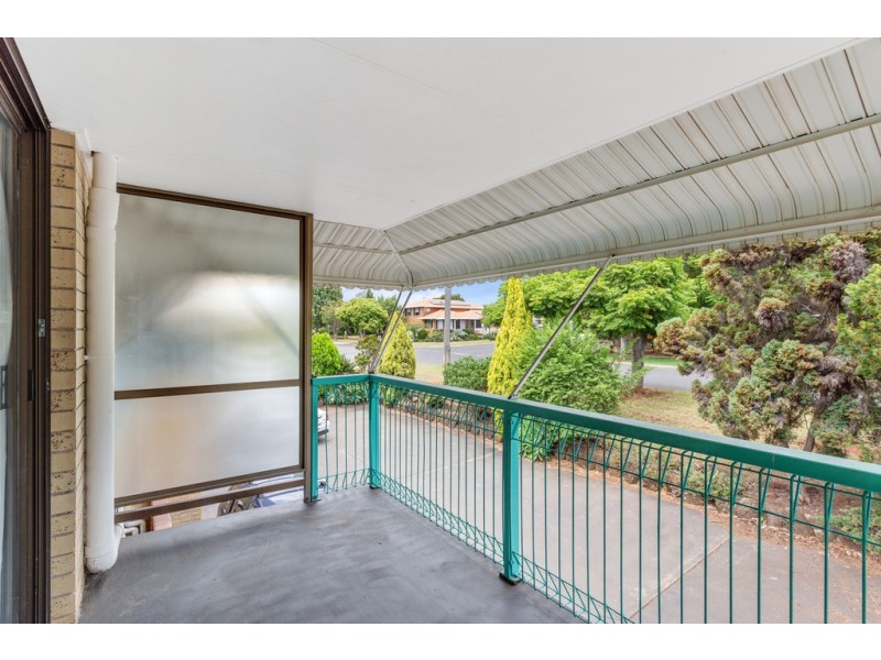 6/43 Charnley Street, Kearneys Spring QLD 4350