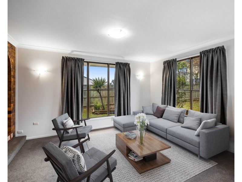 16 La Vista Court, Middle Ridge QLD 4350