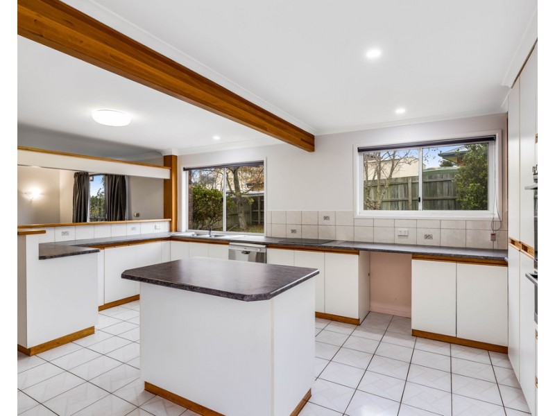 16 La Vista Court, Middle Ridge QLD 4350