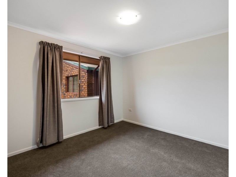 16 La Vista Court, Middle Ridge QLD 4350