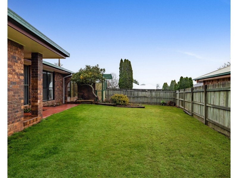16 La Vista Court, Middle Ridge QLD 4350