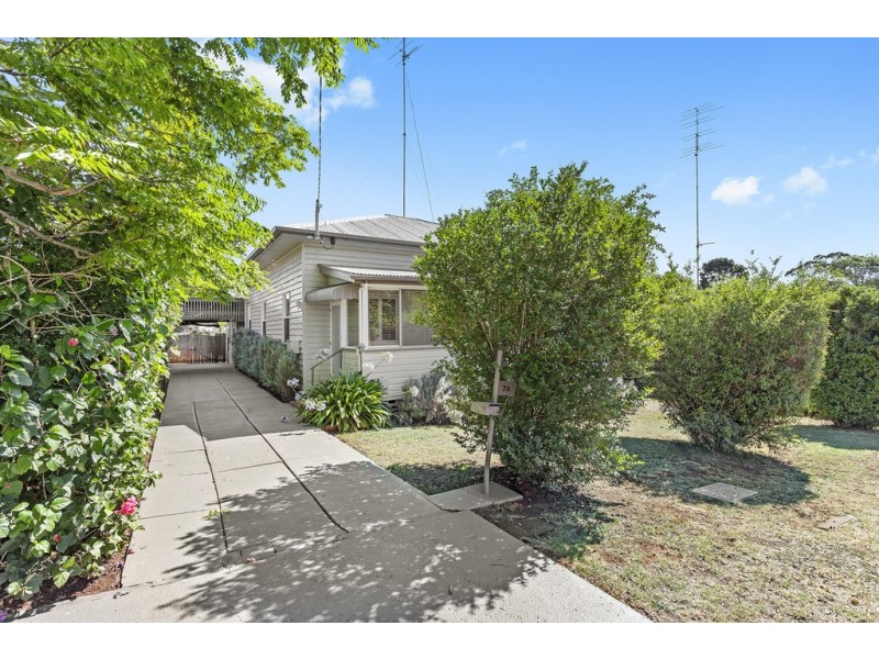 70 Drummond Street, Rangeville QLD 4350