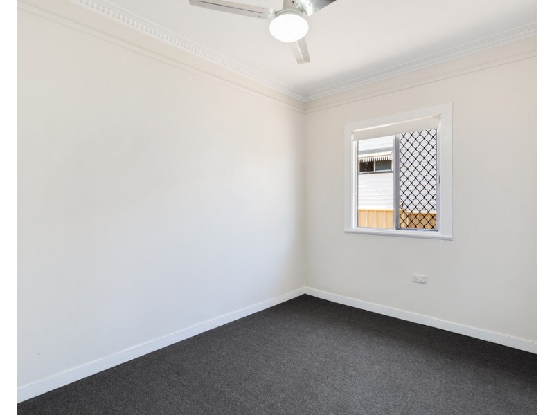 409 Tor Street, Newtown QLD 4350