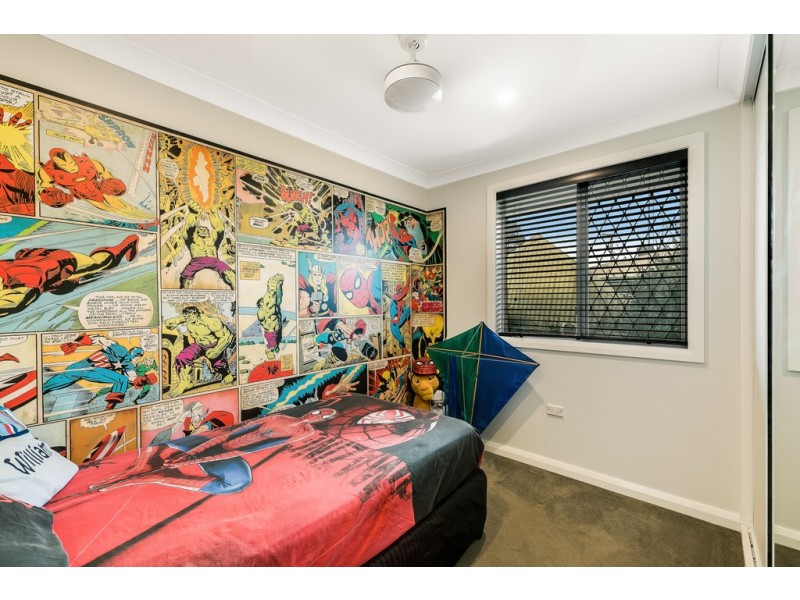 18 Nugent Crescent, Wilsonton QLD 4350