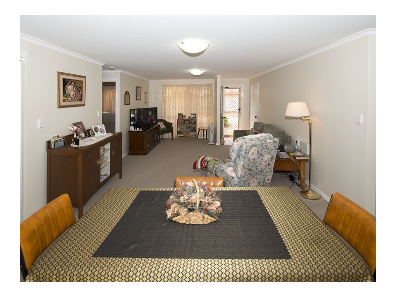 Villa 9 Glenfield Court, Middle Ridge QLD 4350