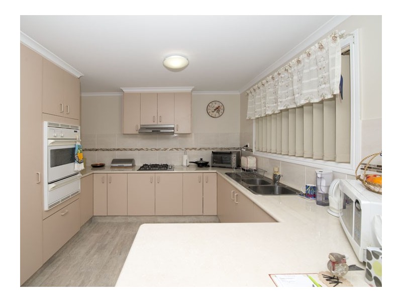 Villa 9 Glenfield Court, Middle Ridge QLD 4350