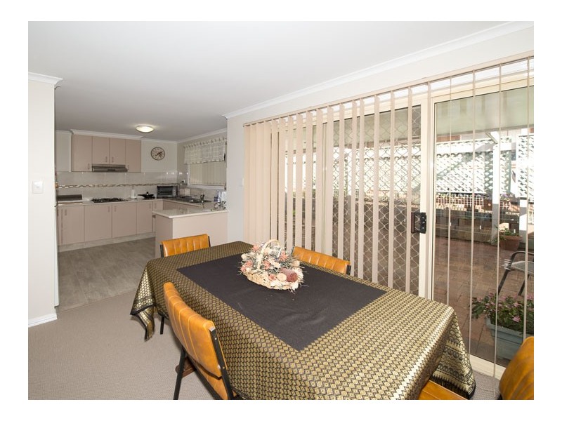 Villa 9 Glenfield Court, Middle Ridge QLD 4350
