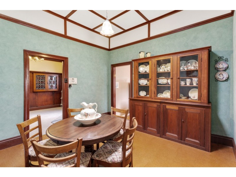 6 Cathro Street, Rockville QLD 4350