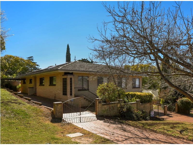 19 Fletcher Street, East Toowoomba QLD 4350