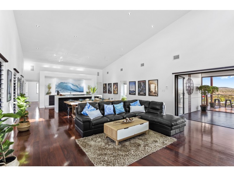 20 Calcutt Road, Gowrie Junction QLD 4352