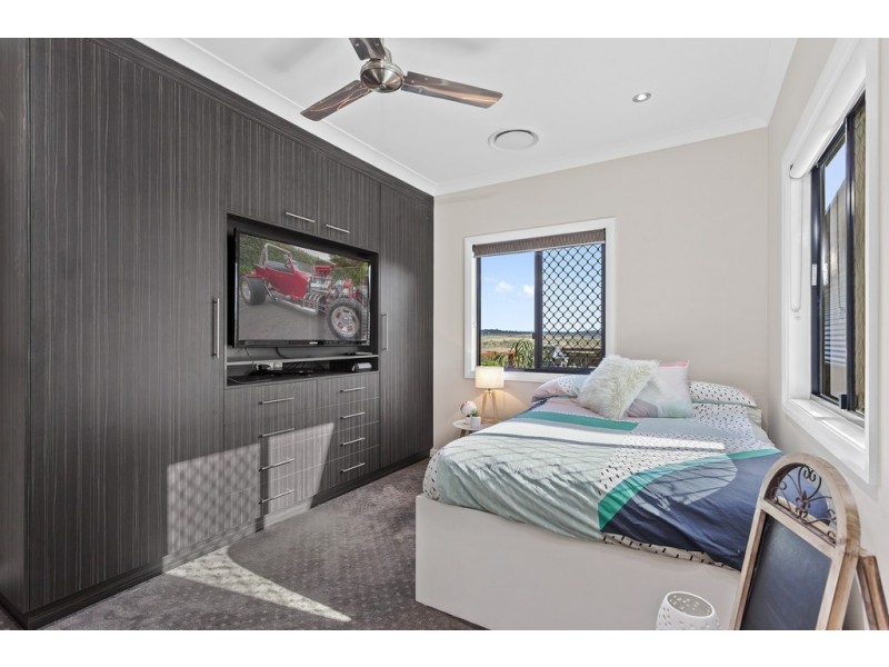 20 Calcutt Road, Gowrie Junction QLD 4352